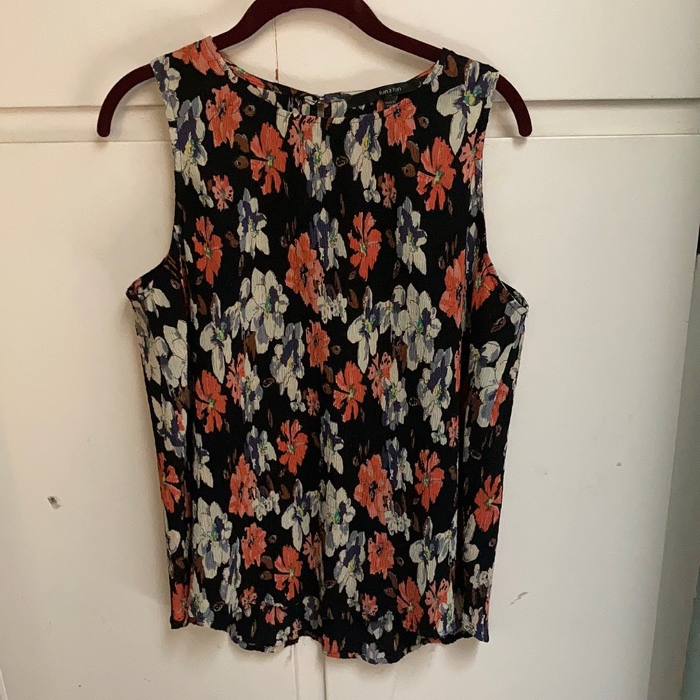 Floral Blouse Size L